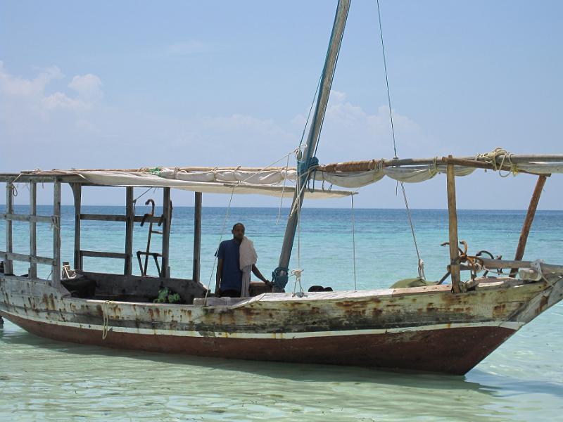 boat at sandbar.JPG